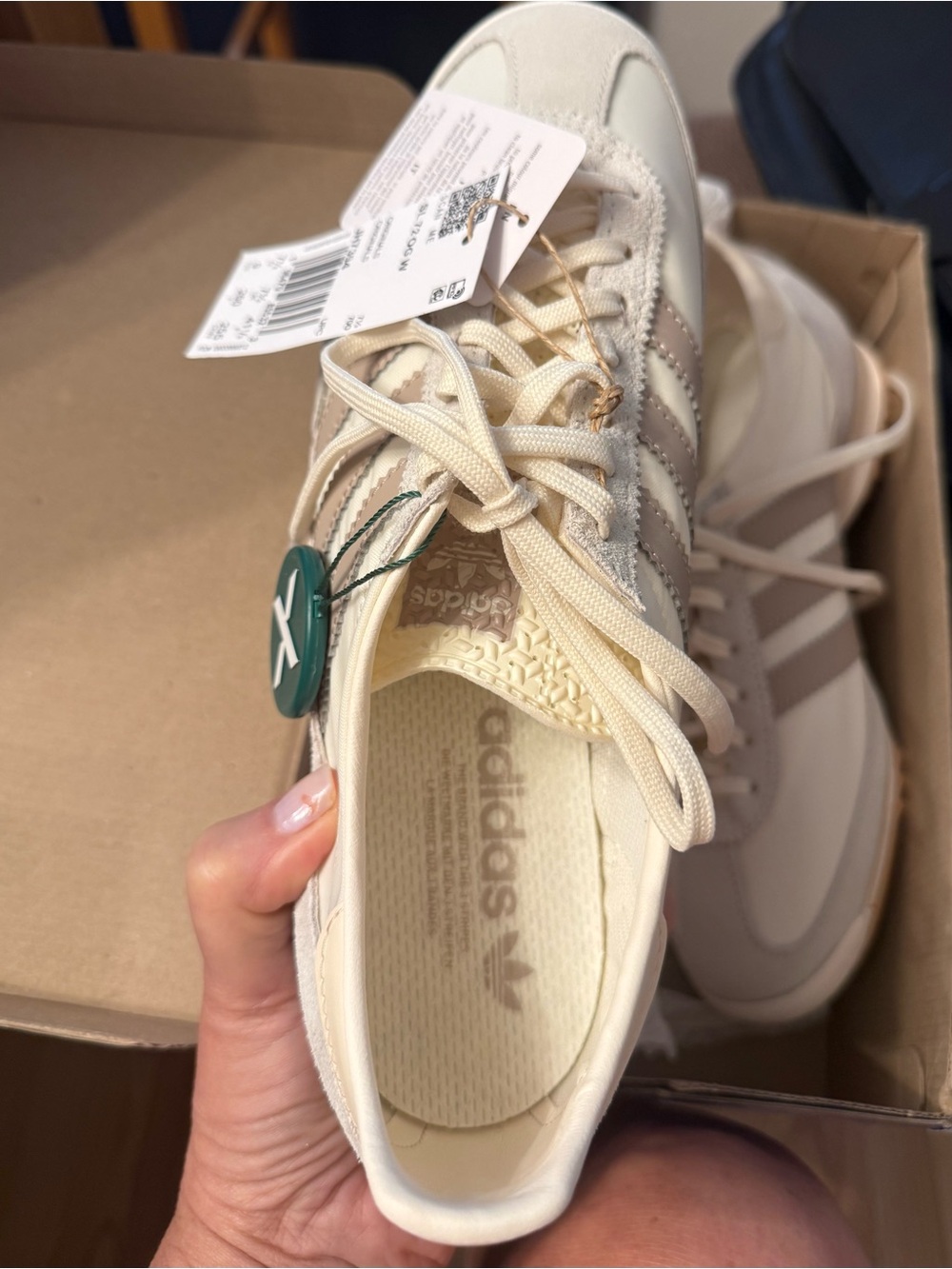 Adidas Women’s Sneakers Off White w/ Tan Stripes SL 72 OG W SIZE 9 Originals - Picture 7 of 10